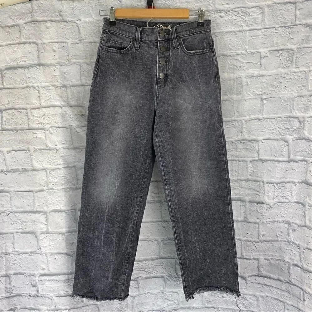 Universal thread vintage straight cropped jeans